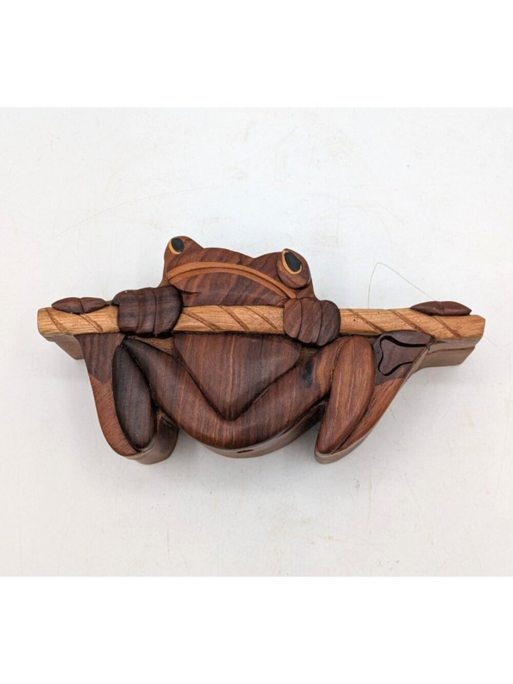 Vintage Wood Marquetry Tree Frog Puzzle Trinket Box Red Velvet Lining 7.5"